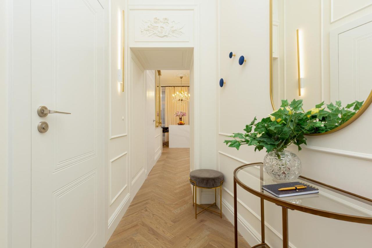Royal Apartment Kopernika By Renters Prestige Varsóvia Exterior foto